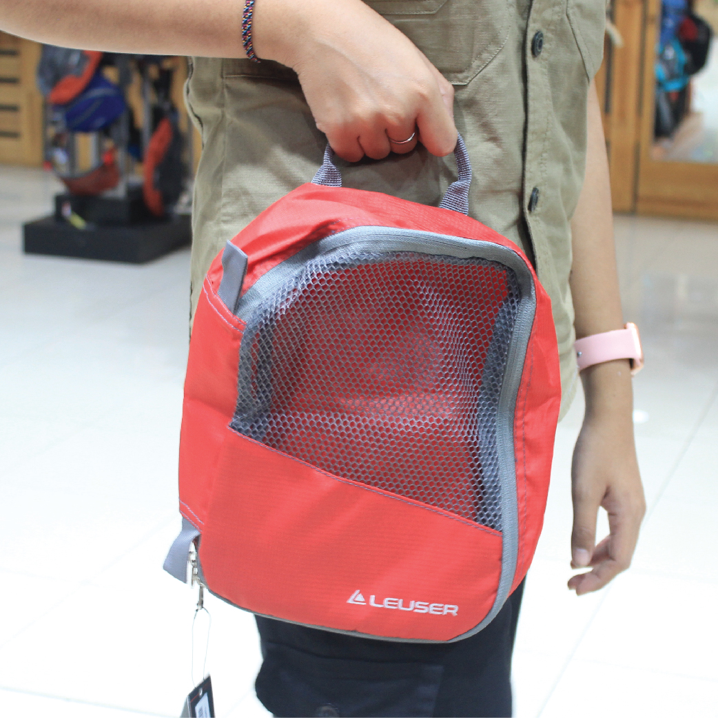 MULTIFUNGSI POUCH M RED